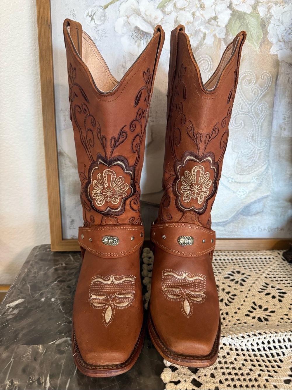 Source Unknown Brown Embroidered Lace Up Western Boots